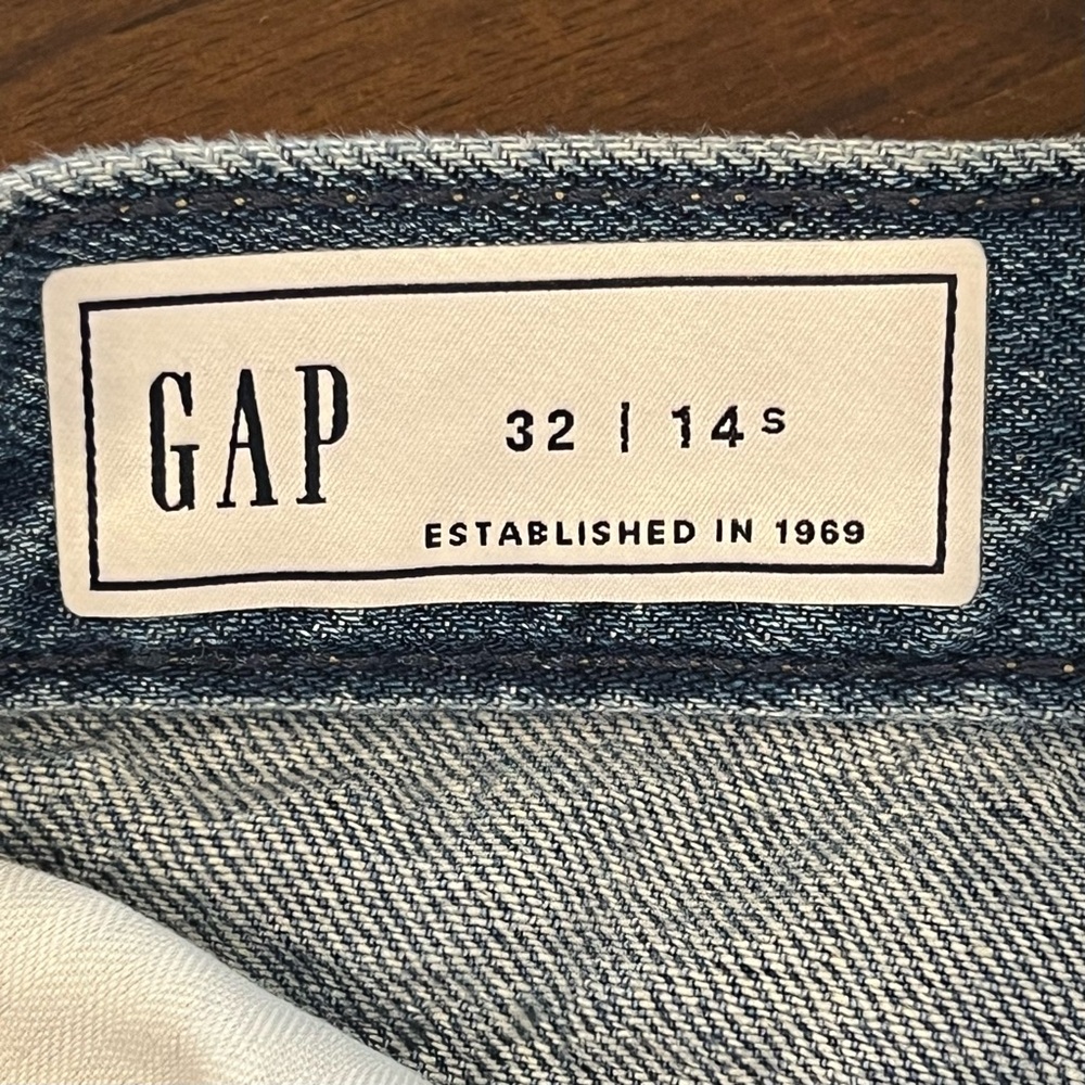GAP High Rise Horseshoe Jeans - Picture 11 of 15